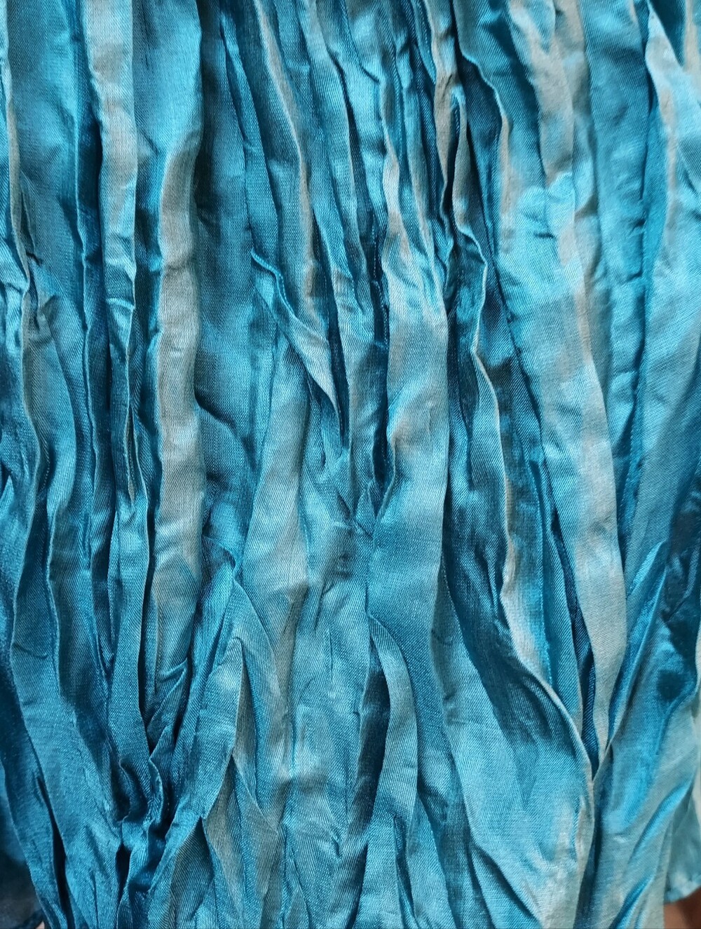 Gudrun Sjoden Crinkled Silk Scarf In Emerald Green - Picture 4 of 4